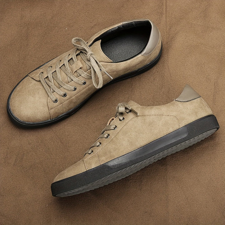 Monaco Classic Sneakers