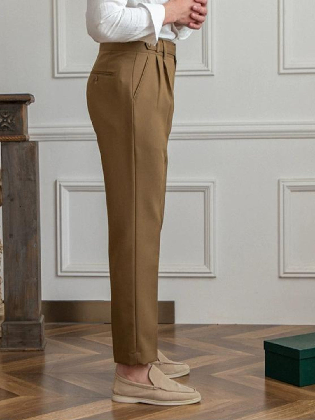 Single Pleat Belted Trousers