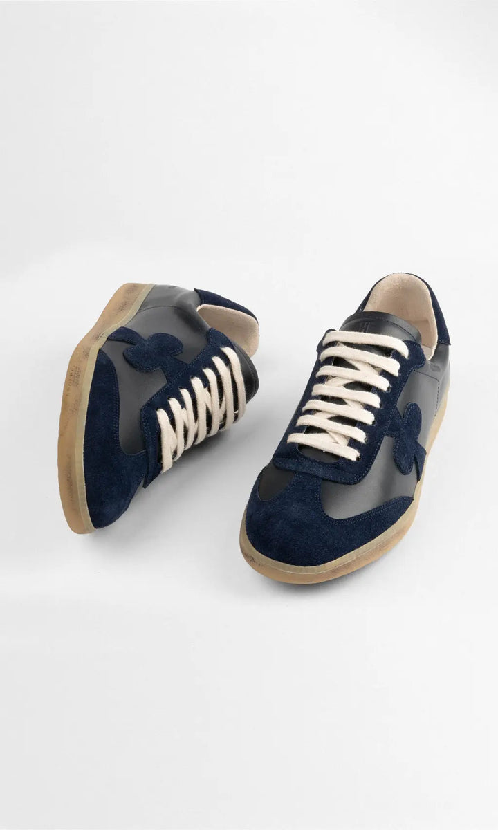 Toscan Sneakers Navy Suede