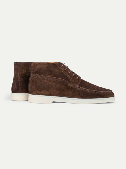 Men's Suede Chukka Boots with White Sole